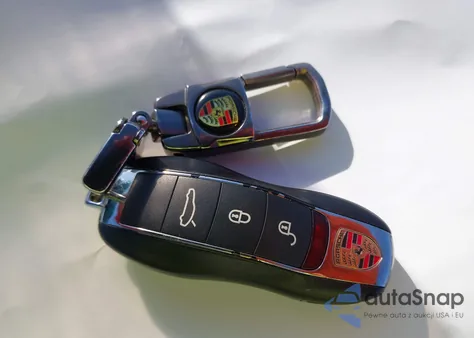 2012 Porsche Panamera S z USA, uszkodzony, nr VIN WP0AB2A79CL062070